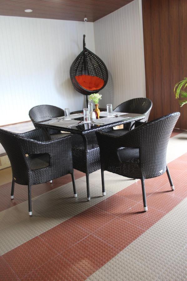 Hotel Subhashree Ґанґток Екстер'єр фото