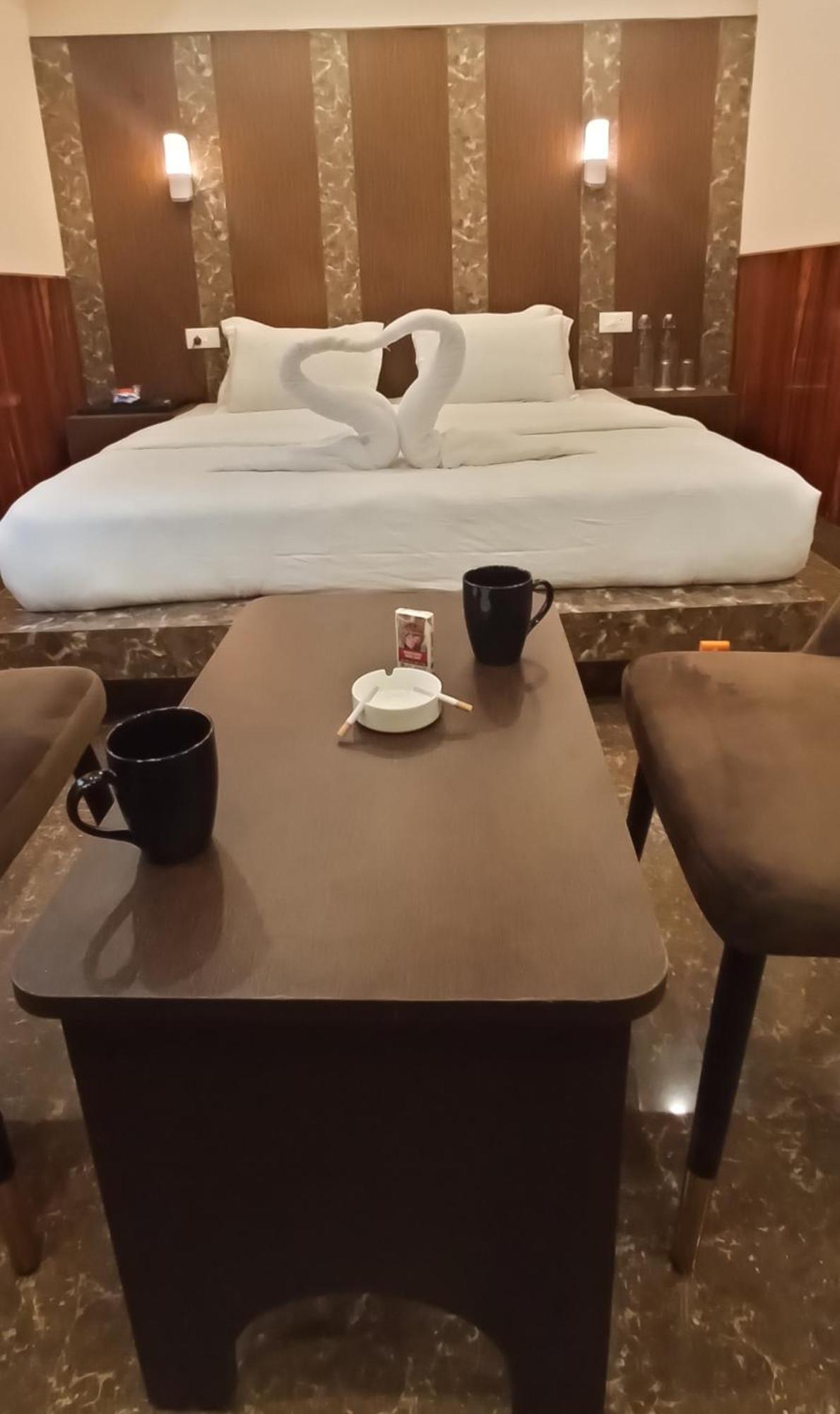 Hotel Subhashree Ґанґток Екстер'єр фото